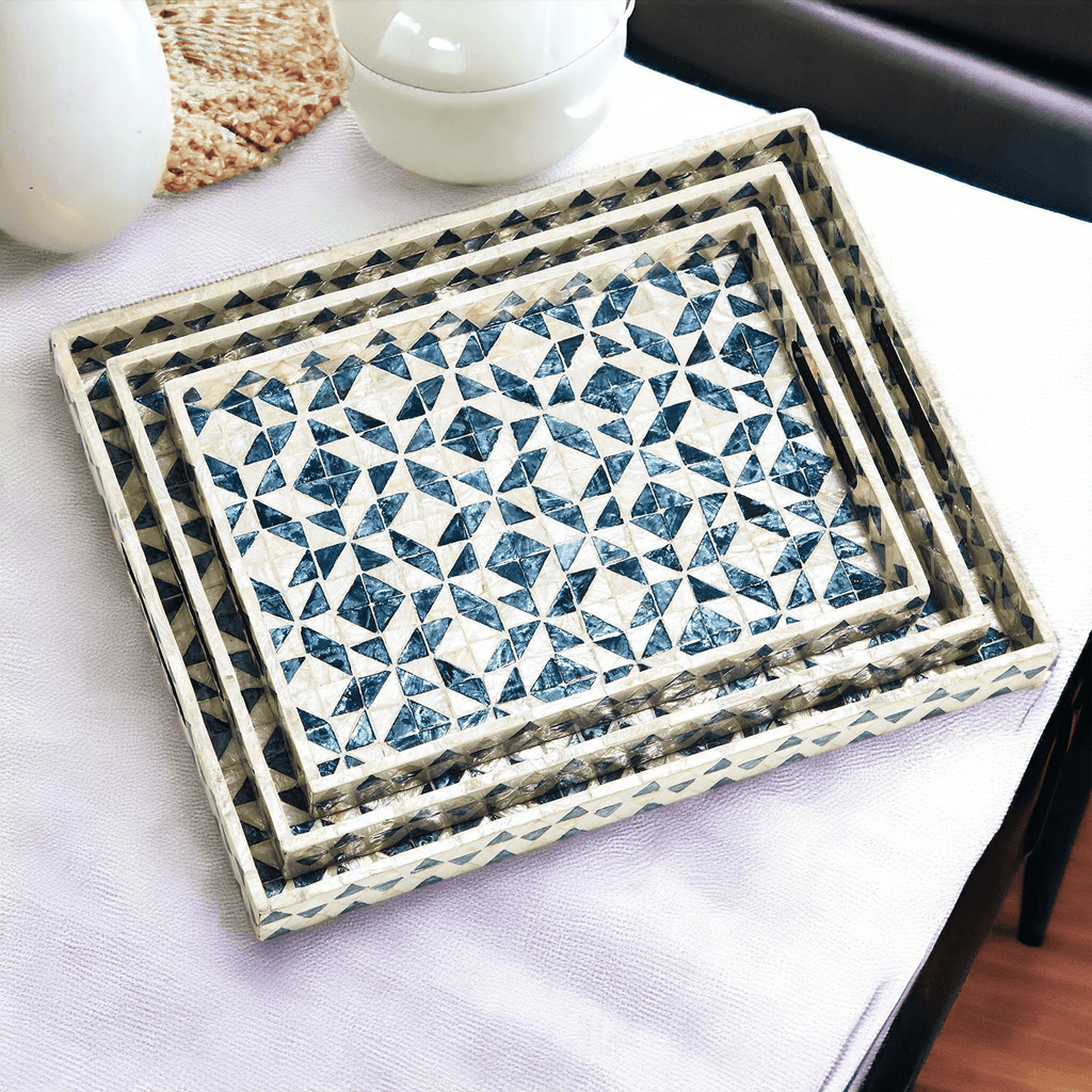 Daphne Pearl Trays