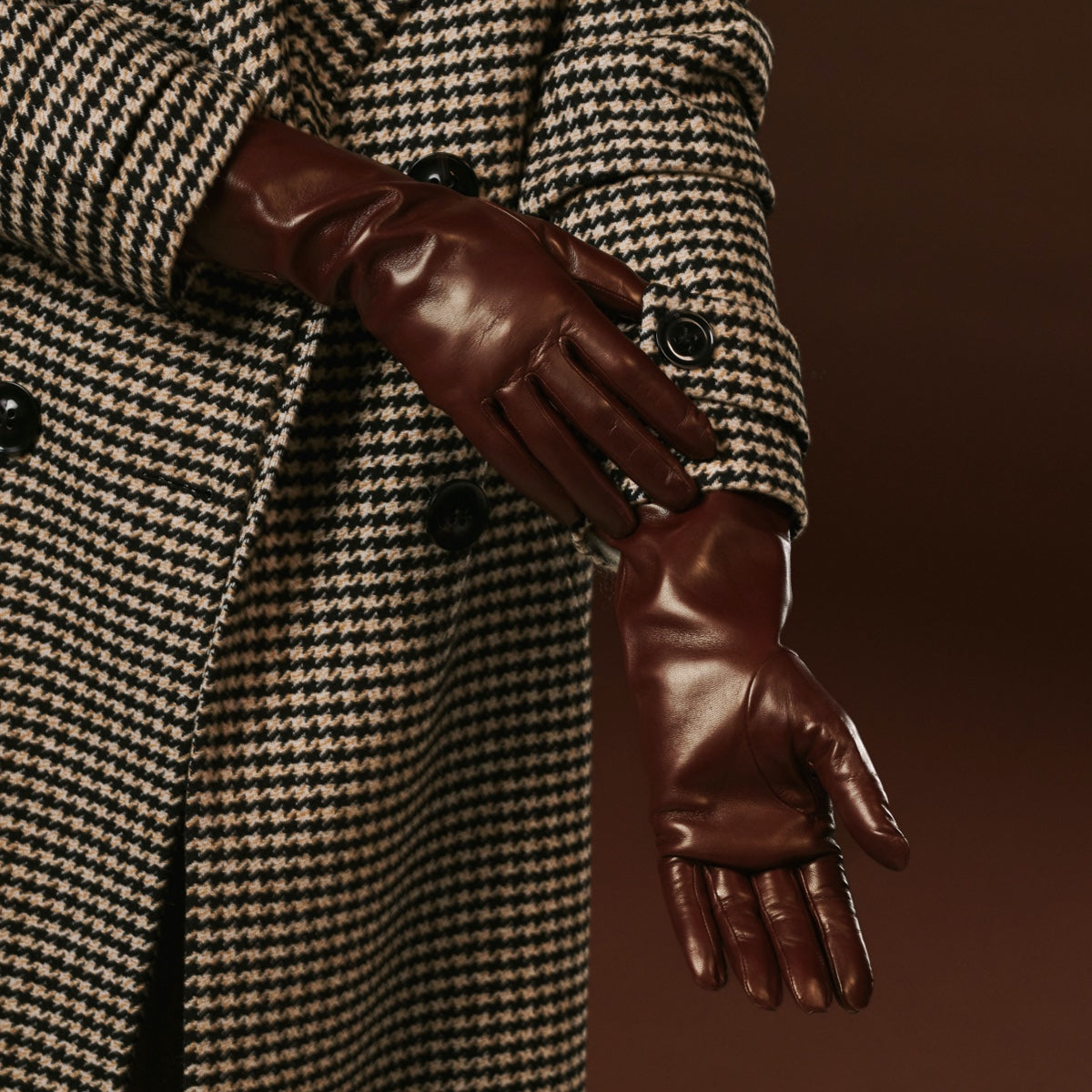 Camilla (brown) - Italian long leather winter gloves with luxurious cashmere lining