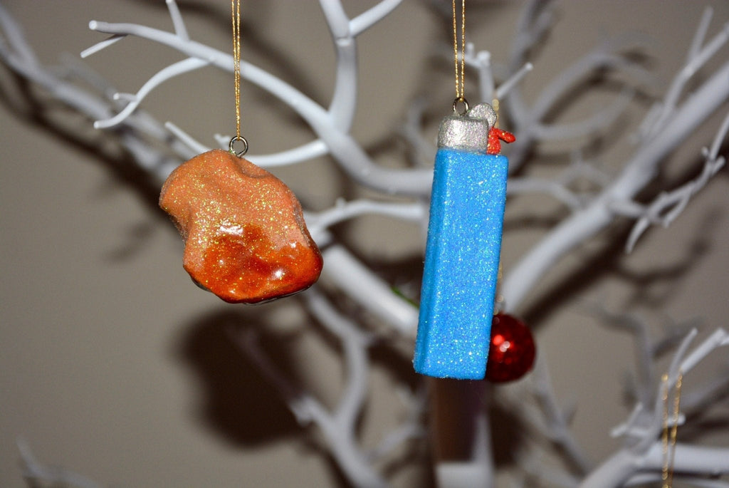 CHICKEN NUGGET W/ SWEET N’ SOUR SAUCE ORNAMENT