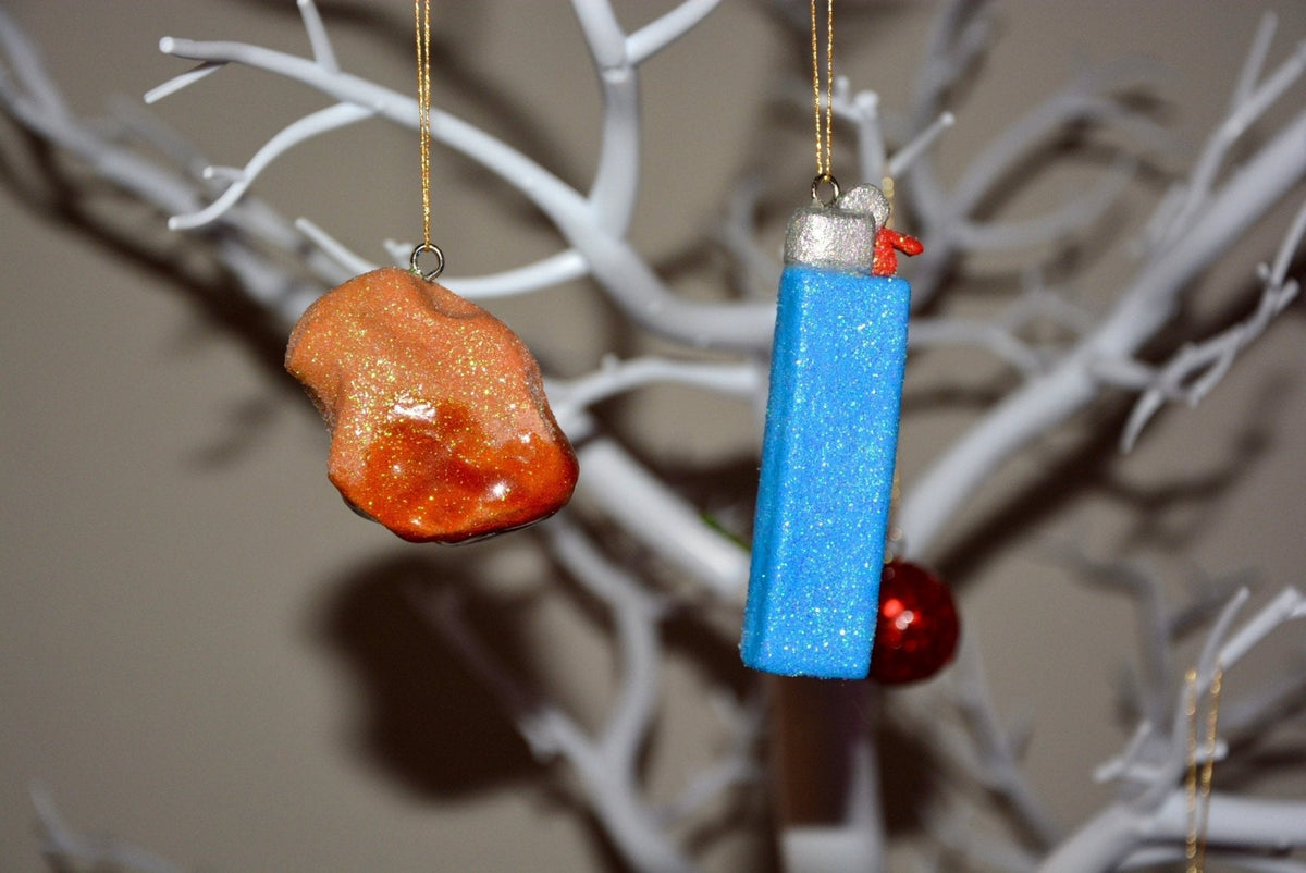 CHICKEN NUGGET W/ SWEET N’ SOUR SAUCE ORNAMENT